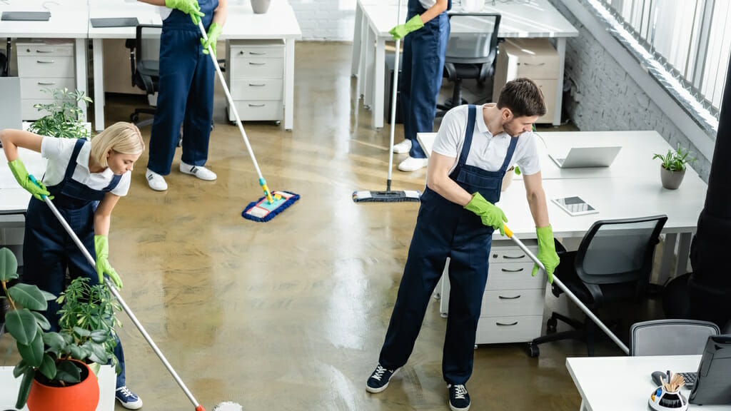 Sauberkeit am Arbeitsplatz_TB